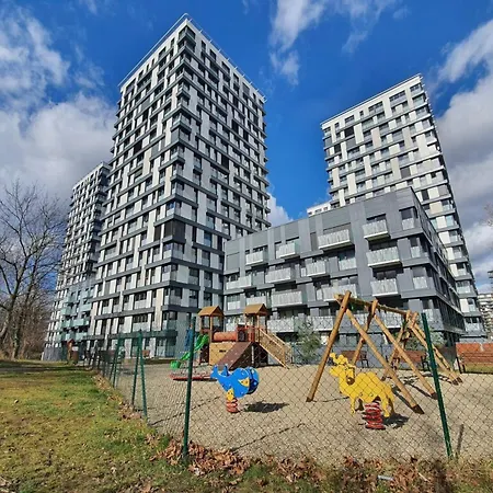 Garden Towers - Free Underground Parking Apartman *