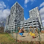 Garden Towers - Underground Parking アパート *
